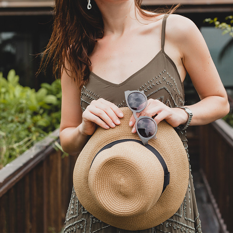 Stylish Accessories Designed For Traveling Women